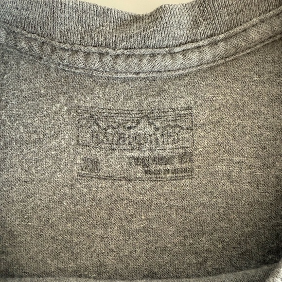 Patagonia Gray Short Sleeve Tee Classic Crew Neck - Picture 7 of 11